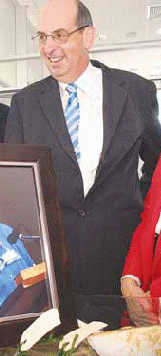http://HaigReport.com/ 20100910PhotoFraudsterLawyer StephenJohnTongeInOpenOffice