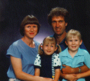 http://HaigReport.com/images/20110219KevinBurrageAndFamily_kbfamily.gif